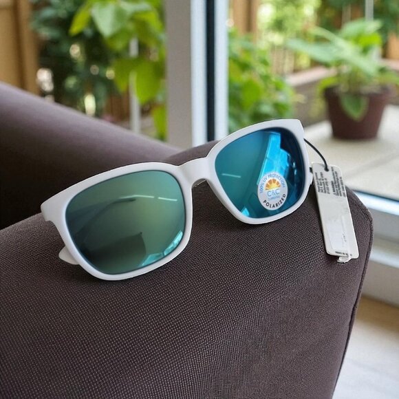 C&C CALIFORNIA White Polarized Way Farer Sunglasses NEW NWT - Picture 1 of 4